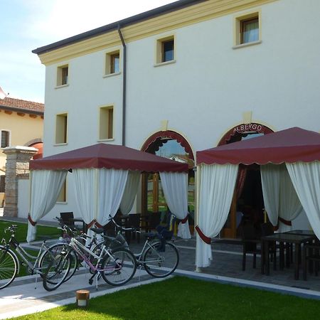 Albergo Antica Corte Marchesini Campagna Lupia Esterno foto