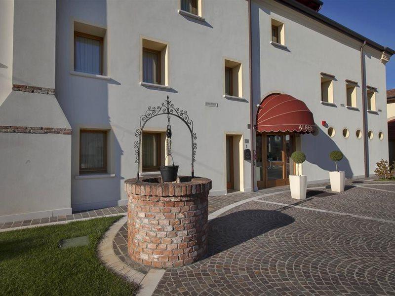 Albergo Antica Corte Marchesini Campagna Lupia Esterno foto