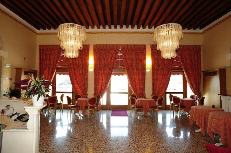 Albergo Antica Corte Marchesini Campagna Lupia Esterno foto