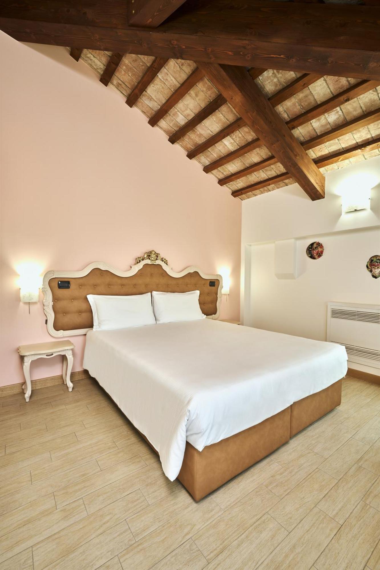 Albergo Antica Corte Marchesini Campagna Lupia Esterno foto