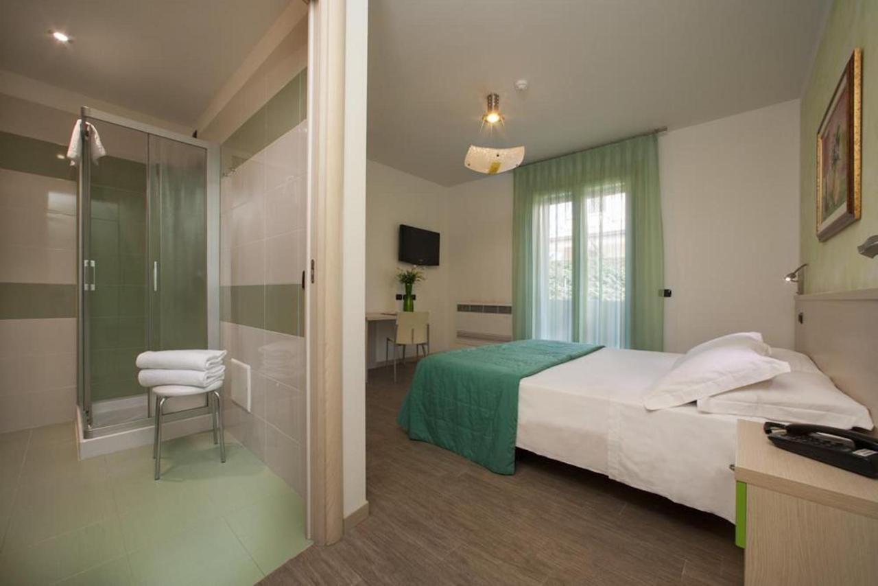 Albergo Antica Corte Marchesini Campagna Lupia Esterno foto