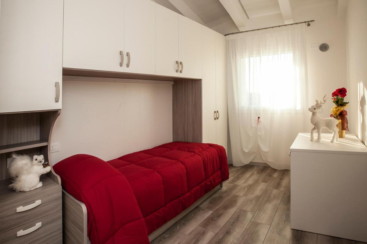Albergo Antica Corte Marchesini Campagna Lupia Esterno foto